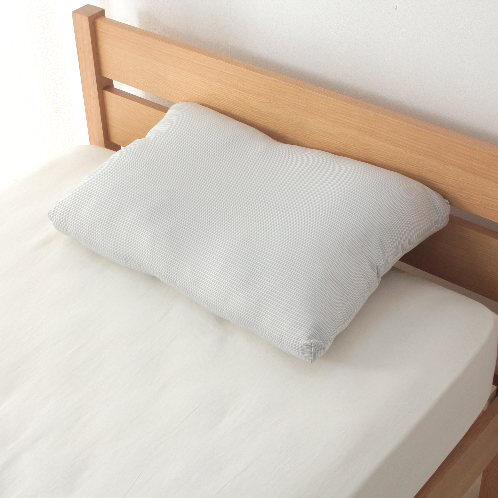 HOME COORDY COLD ひんやりくぼみフィットまくら 商品画像 (メイン)