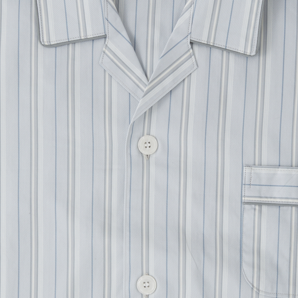 日本製綿 サテンプリントシャツパジャマ 前開き -イオンのプライベート