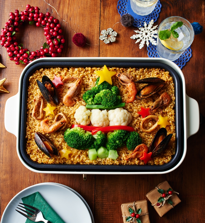 ホットプレートでつくる クリスマスパエリア レシピ画像