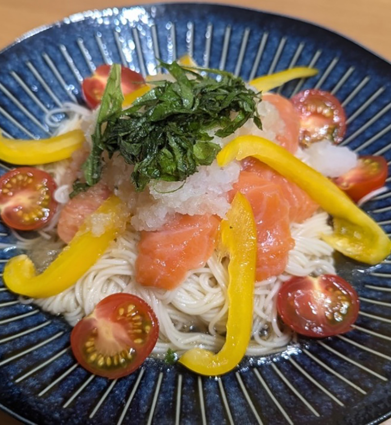さっぱりすっぱい!サーモンのカッペリーニ風そうめん レシピ画像