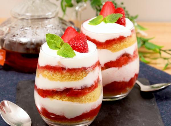 いちごのグラスケーキ レシピ画像
