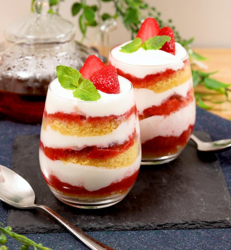 いちごのグラスケーキ レシピ画像