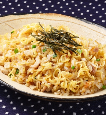 にんにく醤油のがっつりそばめし レシピ画像